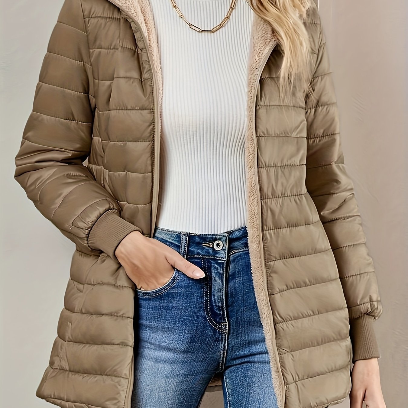 Clara - Warm Winter Hooded Puffer Jacket
