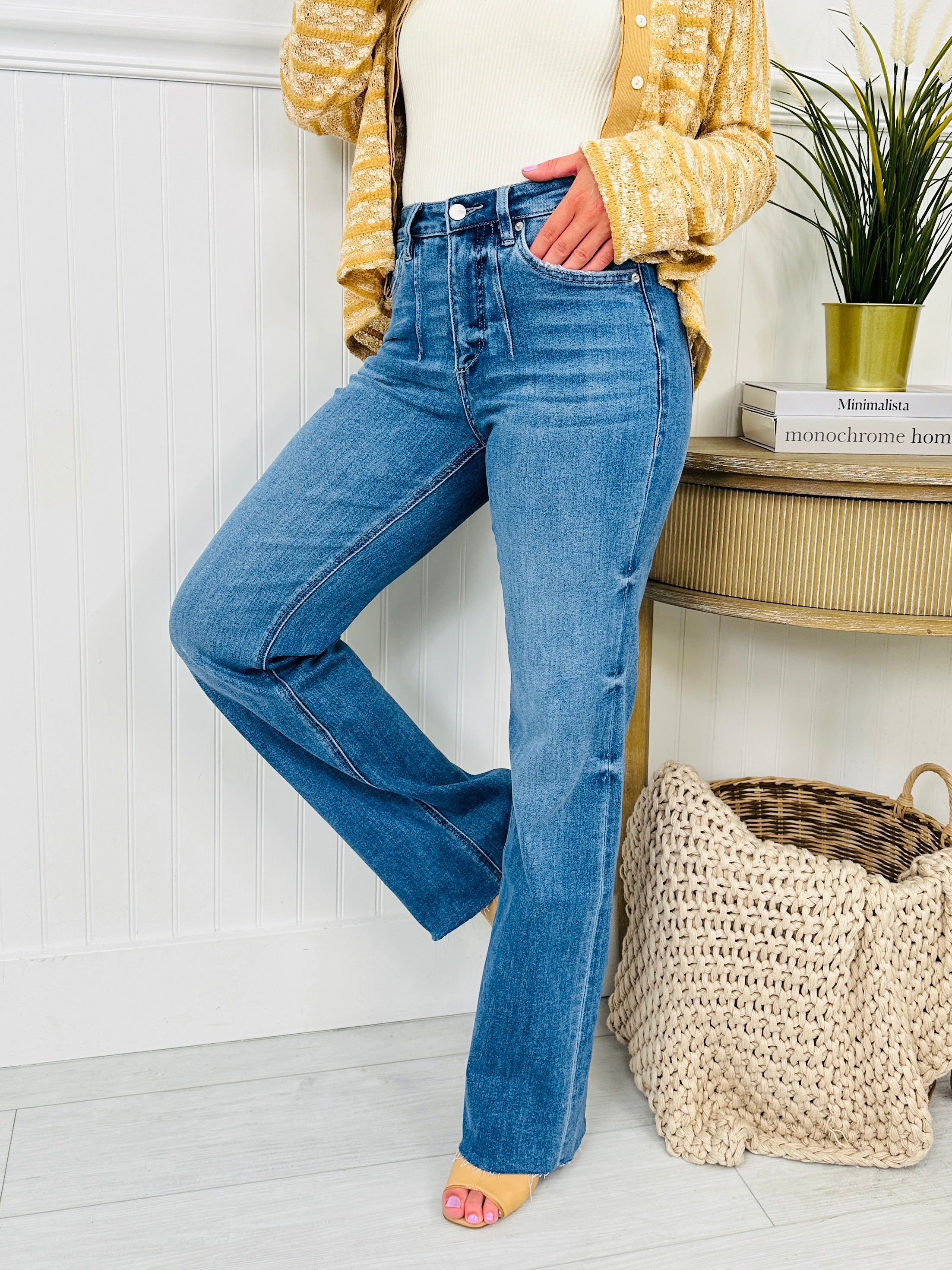 Chloe | Slimming wide leg jeans