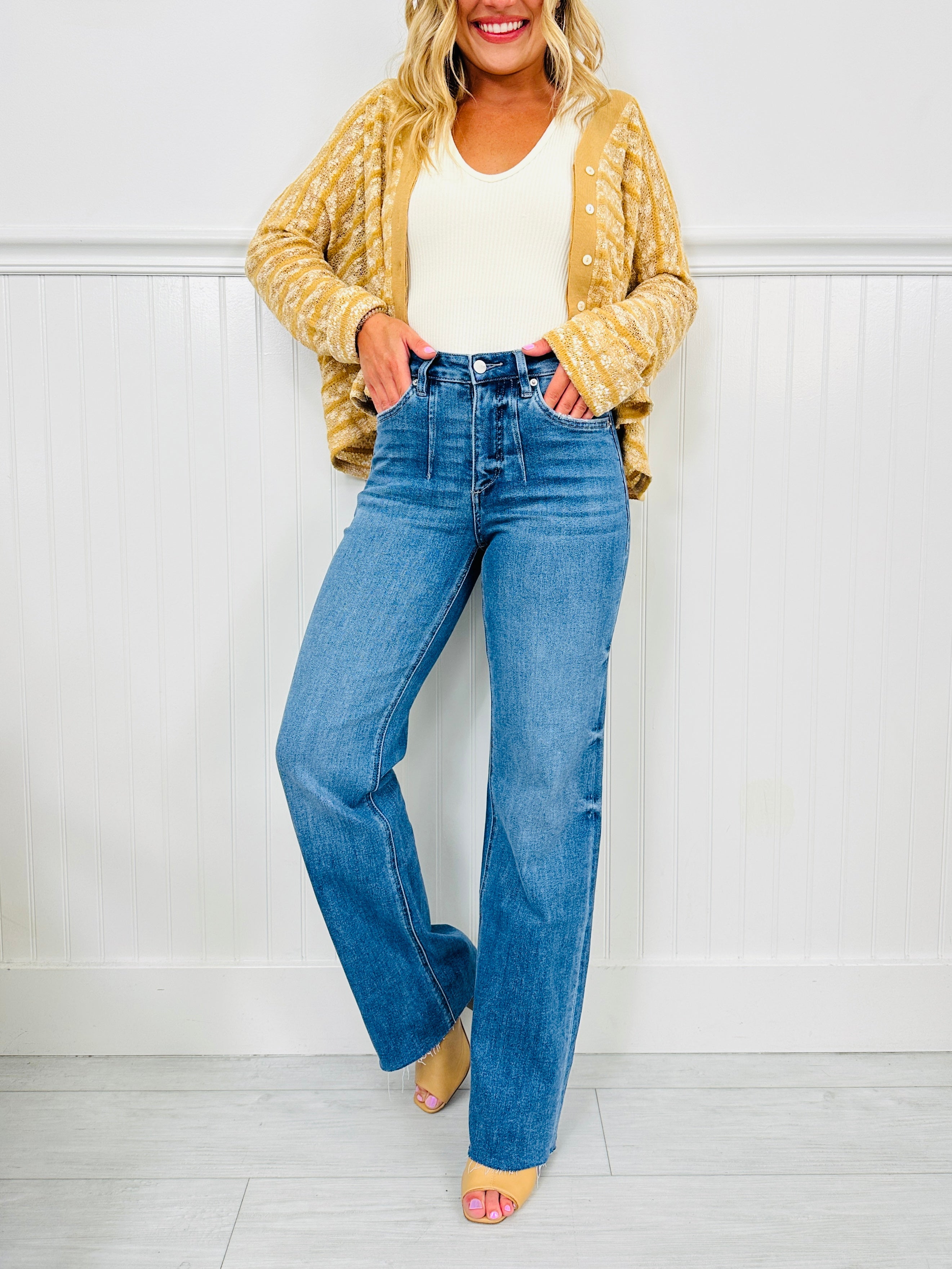 Chloe | Slimming wide leg jeans