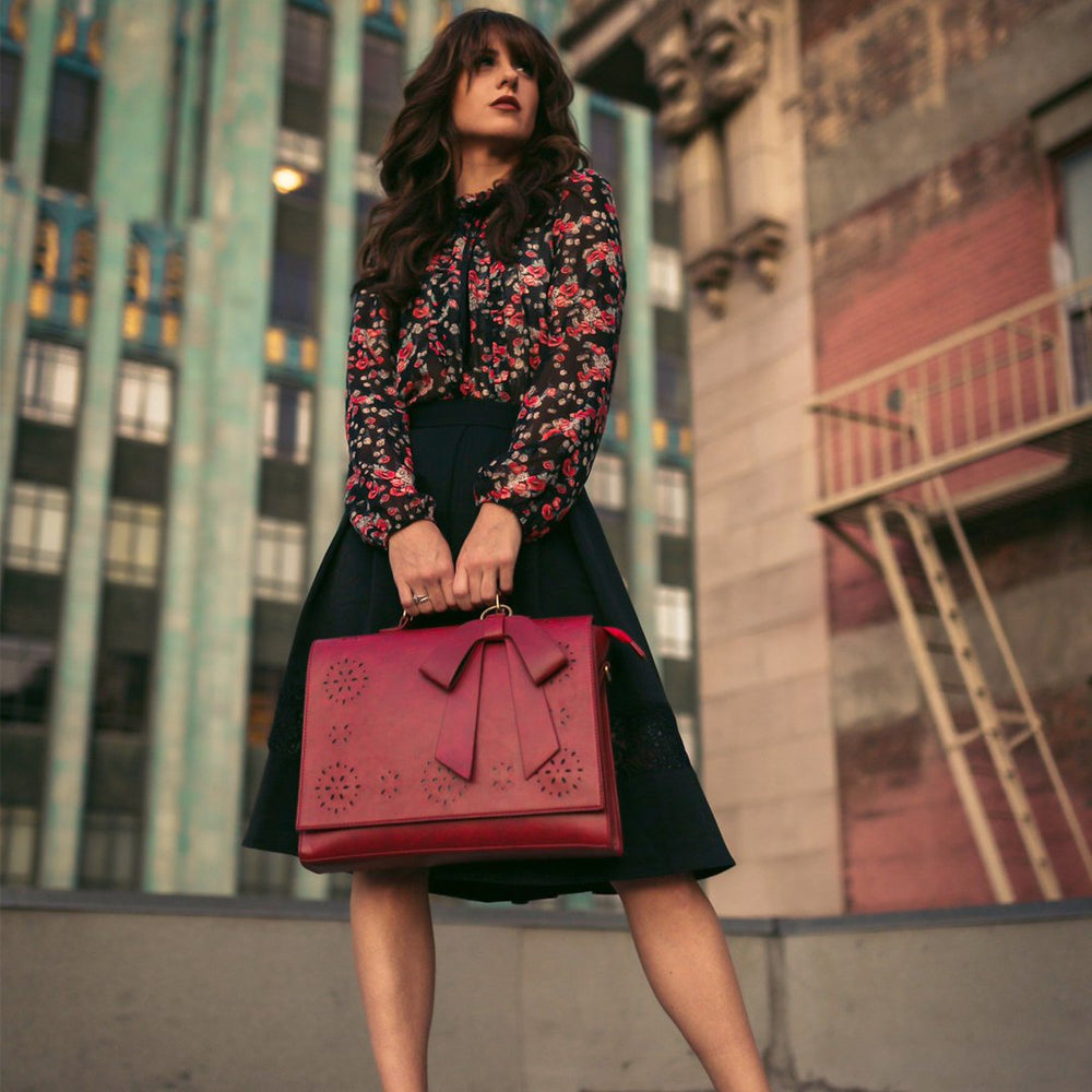 Elegant Bow-Tie Satchel