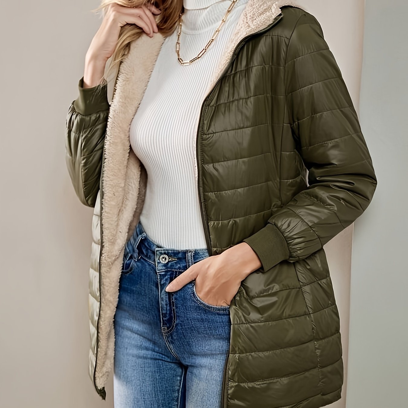 Clara - Warm Winter Hooded Puffer Jacket