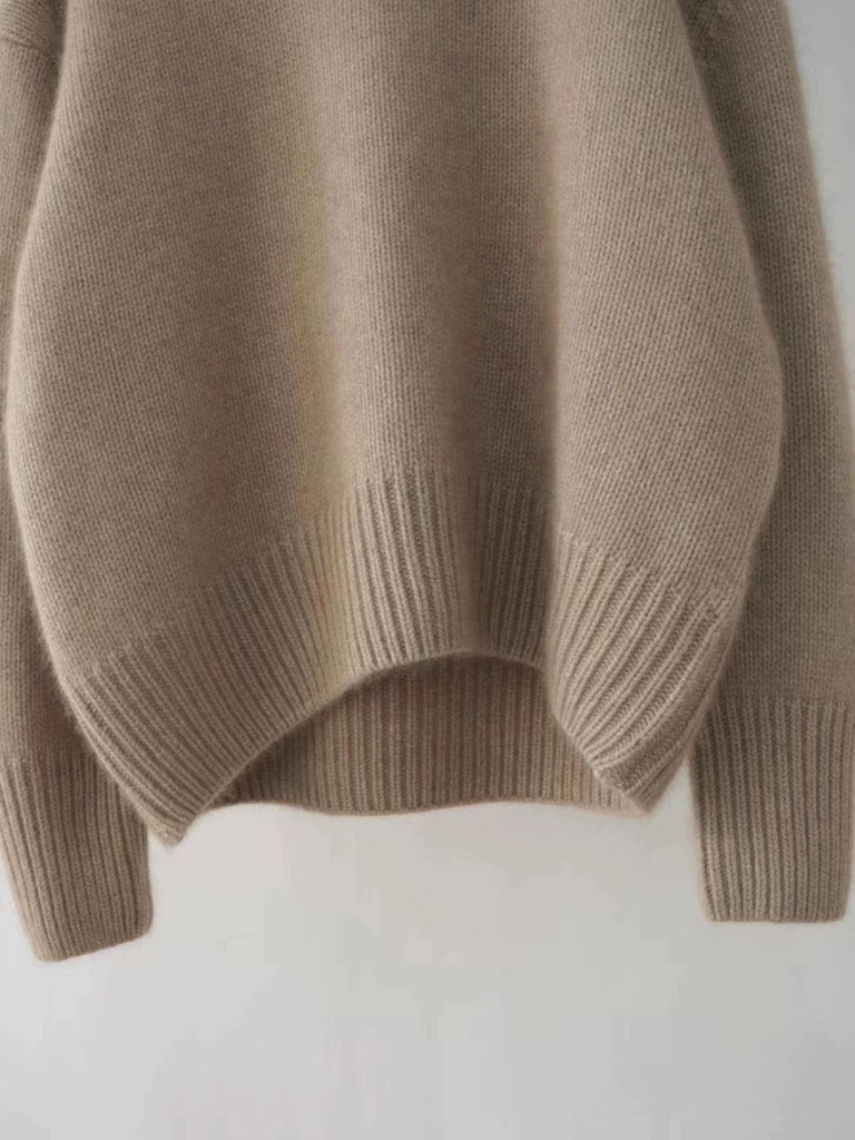 Nele | Turtleneck Sweater