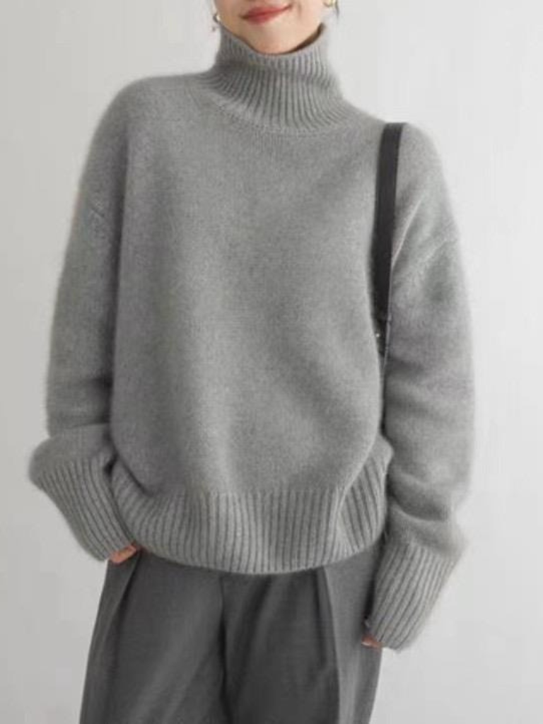 Nele | Turtleneck Sweater
