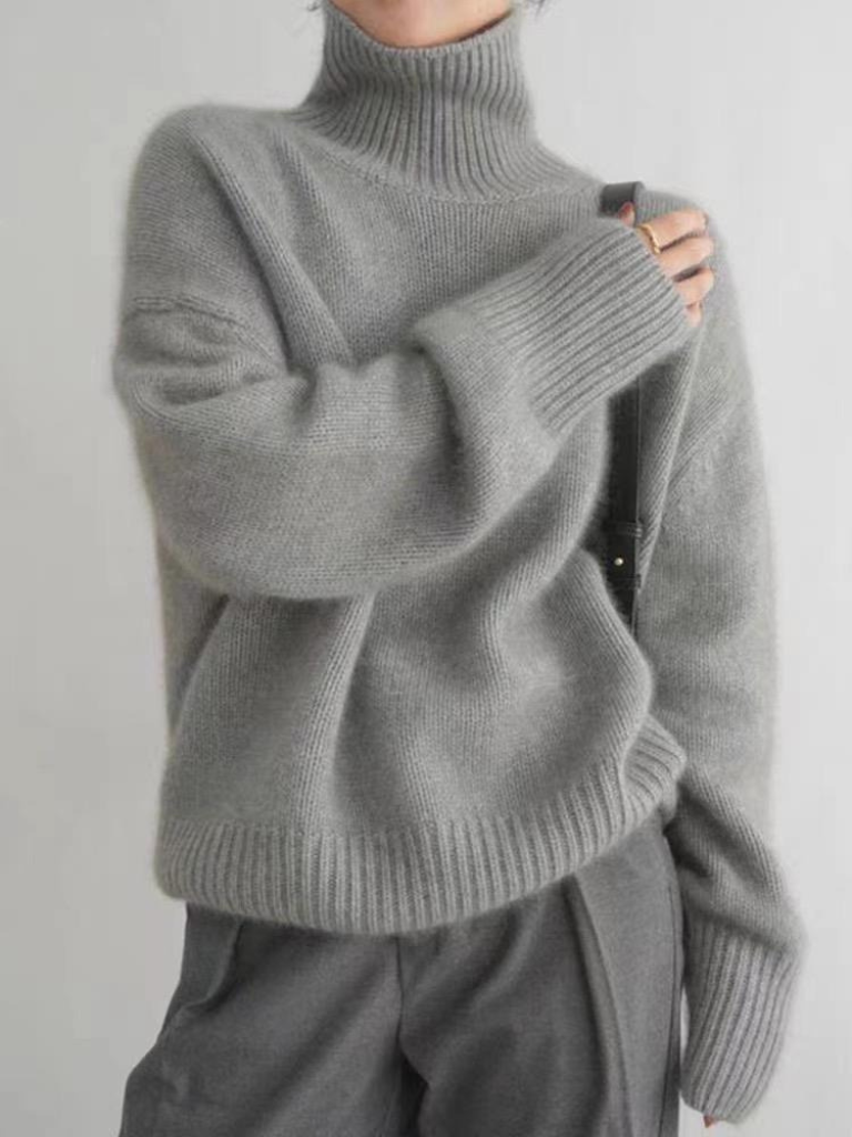Nele | Turtleneck Sweater