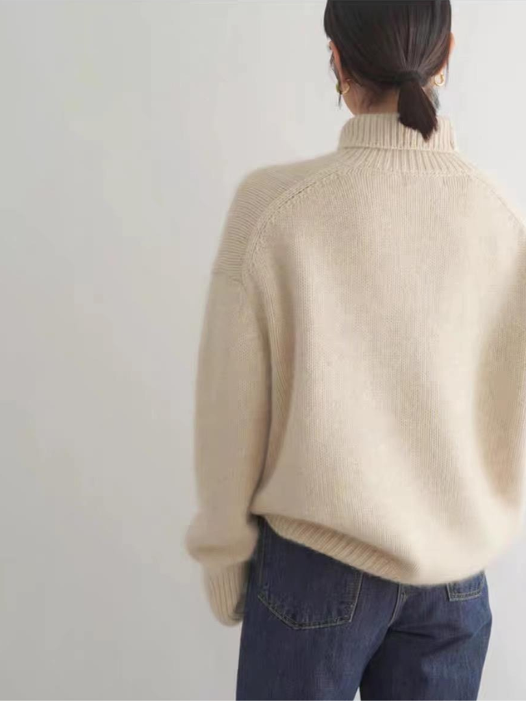 Nele | Turtleneck Sweater
