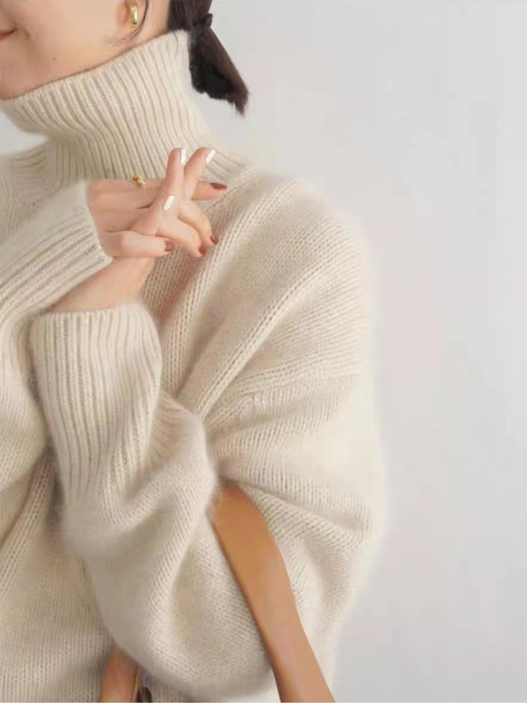 Nele | Turtleneck Sweater