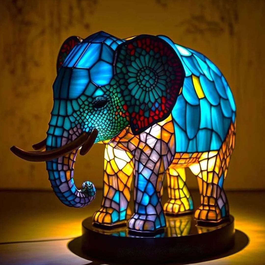 Noa | Magical Elephant Lamp Made of Colored Glass