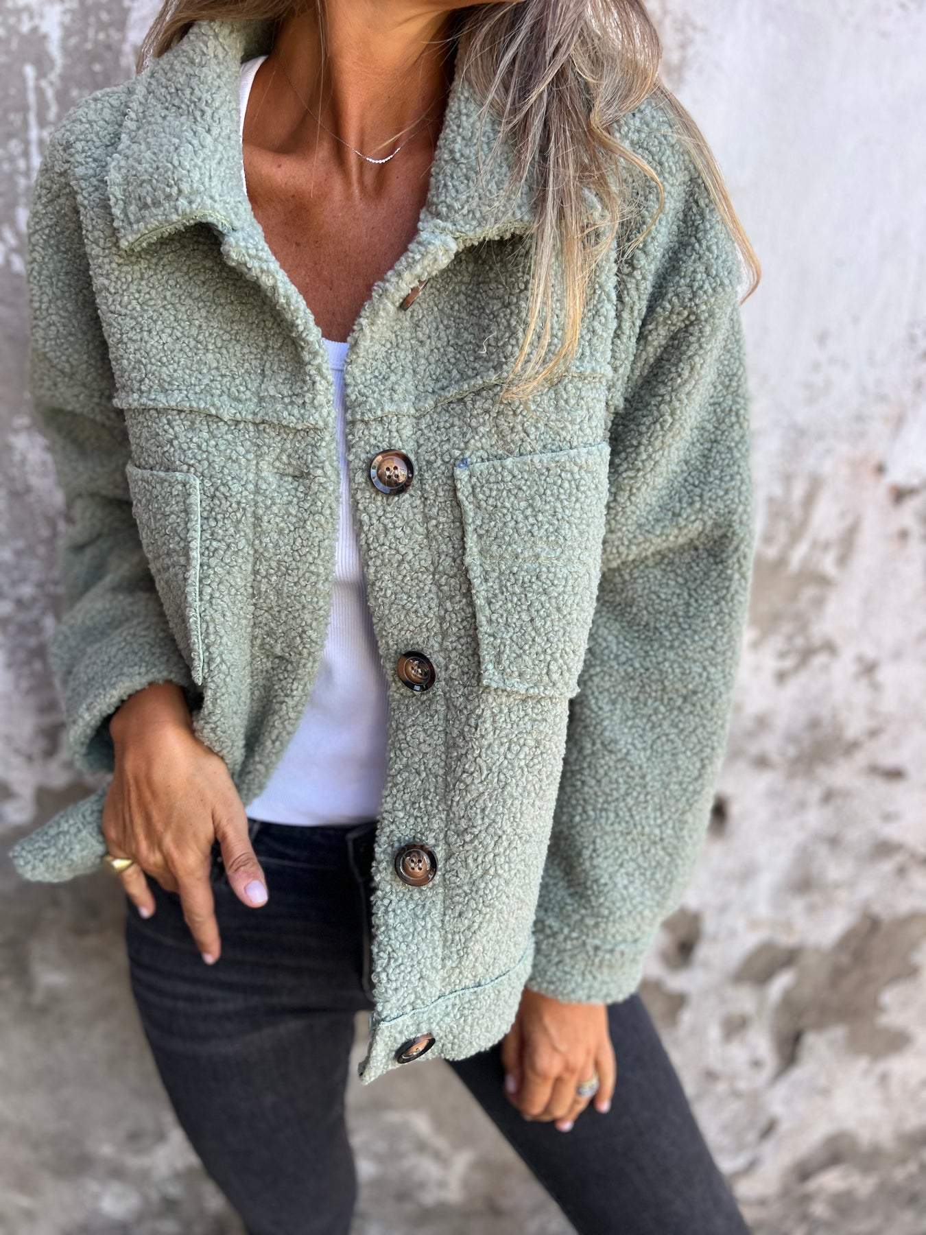 Calla - Cozy Sherpa Button-Up Jacket